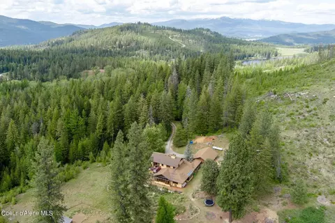 885 Kirpals Way, Sagle, ID 83860