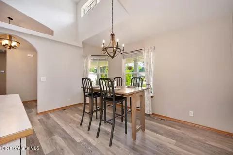 Dining - 4674 E Mossberg Cir, Post Falls, ID 83854 photo 3 of 5