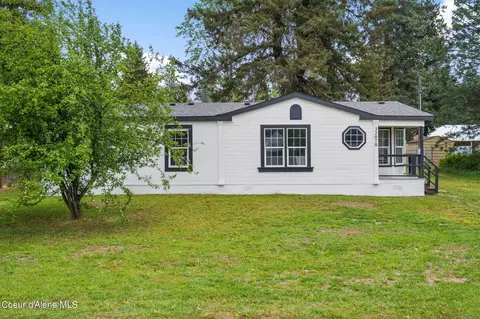 32070 N 7th Ave, Spirit Lake, ID 83869