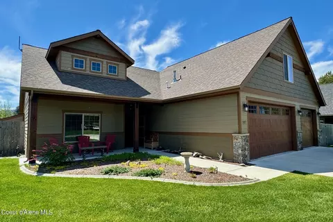 337 Whiskey Jack Cir, Sandpoint, ID 83864