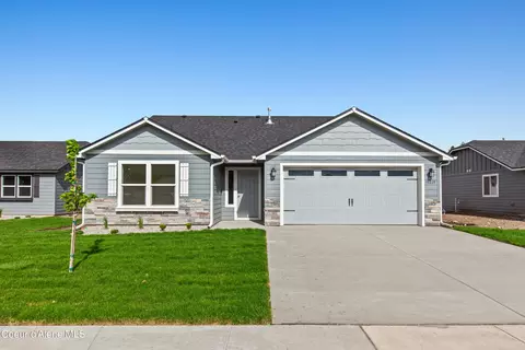 16228 N Hadley Loop, Rathdrum, ID 83858