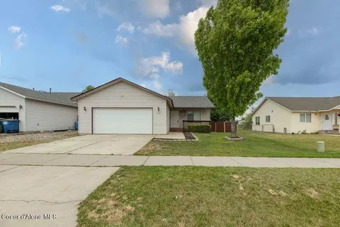 445 N Megan St, Post Falls, ID 83854