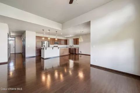 2263 E Warbler Ln, Post Falls, ID 83854 photo 9