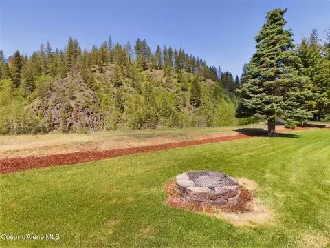 1588 Pinecreek Rd, Pinehurst, ID 83850 photo 9