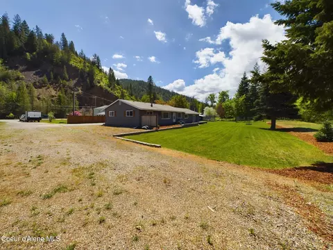 1588 Pinecreek Rd, Pinehurst, ID 83850 photo 11