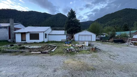 1307 Frontage Rd, Osburn, ID 83849