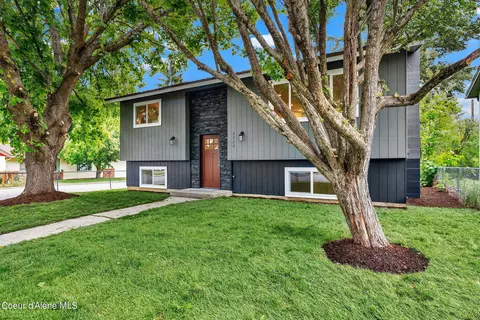 2726 N 10th Pl, Coeur D'alene, ID 83815