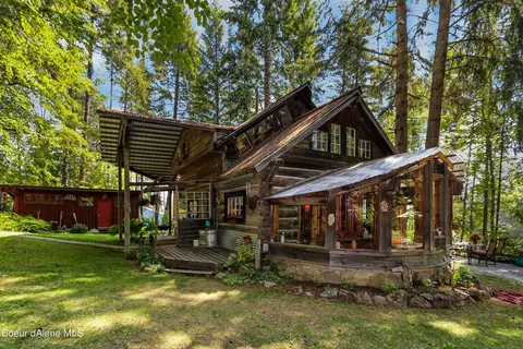 125 Baylen View Dr, Sagle, ID 83860