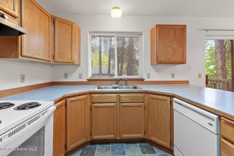 Kitchen - 201 S Cedar St, Post Falls, ID 83854 photo 3 of 3
