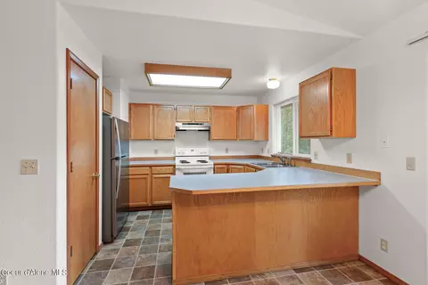 Kitchen - 201 S Cedar St, Post Falls, ID 83854 photo 1 of 3
