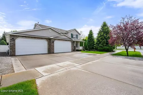 3323 W Loxton Loop, Coeur D'alene, ID 83815