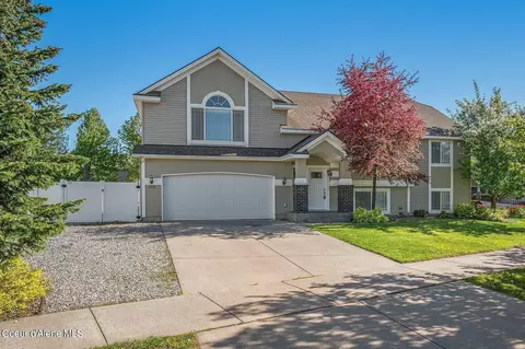 2938 W Strawberry Ln, Hayden, ID 83835