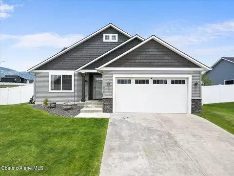 6672 W Irish Cir, Rathdrum, ID 83858