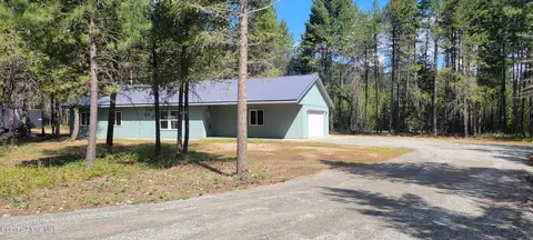 169 Danny Ln, Moyie Springs, ID 83845