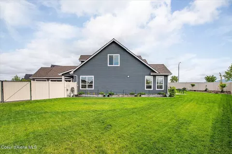 Exterior - 2954 Cyprus Fox Loop, Post Falls, ID 83854 photo 6 of 13