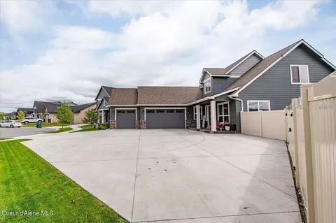 Exterior - 2954 Cyprus Fox Loop, Post Falls, ID 83854 photo 3 of 13