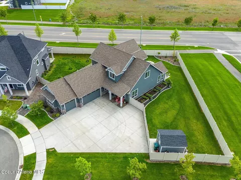 View/Area - 2954 Cyprus Fox Loop, Post Falls, ID 83854 photo 2 of 11