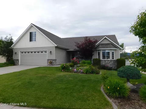 11971 N Stinson Dr, Hayden, ID 83835