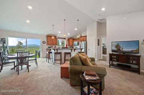 7095 E Forest View Rd, Athol, ID 83801 photo 8
