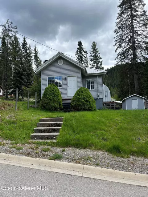 320 Oregon St, Mullan, ID 83846 photo 1