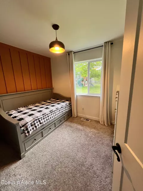 Bedroom - 27644 N Silver Meadows Loop, Athol, ID 83801 photo 1 of 5