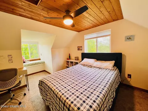 Bedroom - 27644 N Silver Meadows Loop, Athol, ID 83801 photo 3 of 5