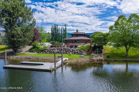 1630 Cottonwood Dr, Saint Maries, ID 83861