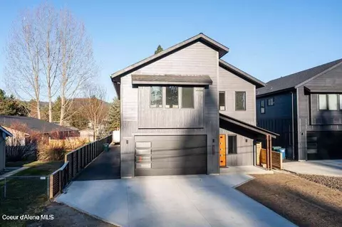 3232 N Honeysuckle Dr, Coeur D'alene, ID 83815