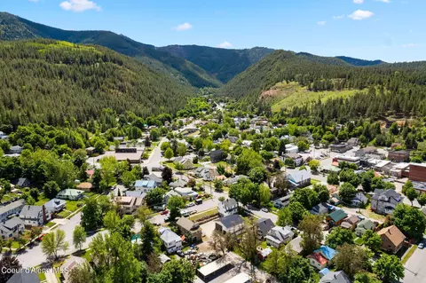 View/Area - 102 E Market Ave, Kellogg, ID 83837 photo 8 of 9