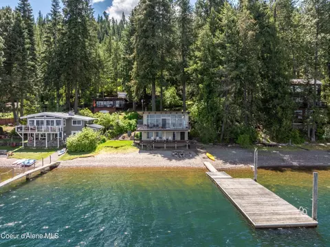 1013 E Merganser Ln, Harrison, ID 83833