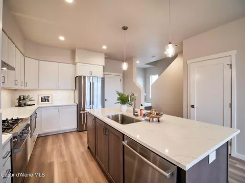 1000 E 4th Ave, Post Falls, ID 83854 photo 12