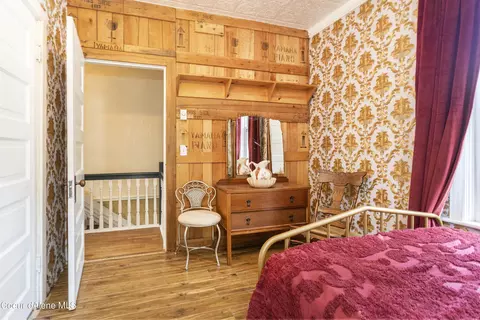 Bedroom - 306 3rd St, Wallace, ID 83873 photo 2 of 11