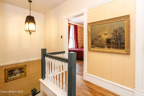 Entry Way - 306 3rd St, Wallace, ID 83873 photo 5 of 5