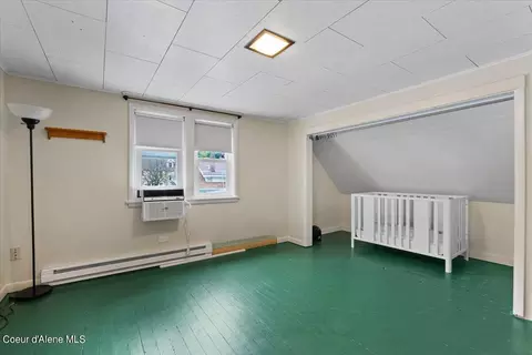 Bedroom - 410 Fourth St, Wallace, ID 83873 photo 3 of 6