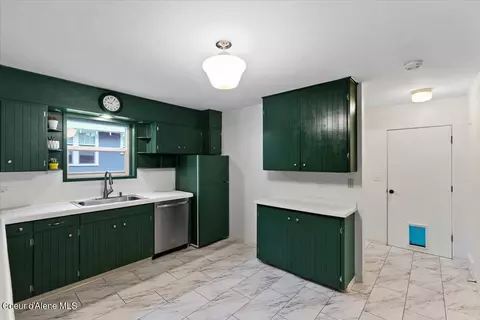 Kitchen - 410 Fourth St, Wallace, ID 83873 photo 1 of 5