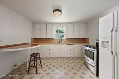 Kitchen - 206 N Second St, Osburn, ID 83849 photo 1 of 3