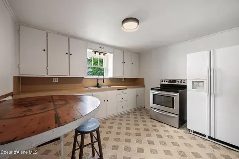Kitchen - 206 N Second St, Osburn, ID 83849 photo 2 of 3