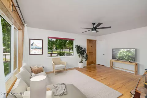 Living - 415 E 15th Ave, Post Falls, ID 83854 photo 2 of 5