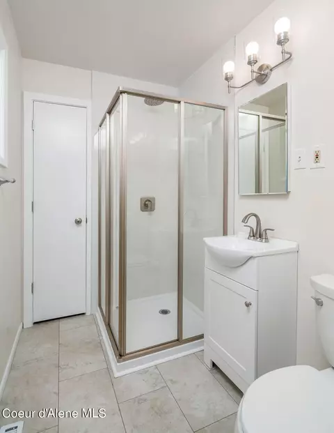 Bath - 415 E 15th Ave, Post Falls, ID 83854 photo 1 of 3
