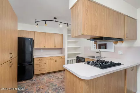 Kitchen - 415 E 15th Ave, Post Falls, ID 83854 photo 1 of 3