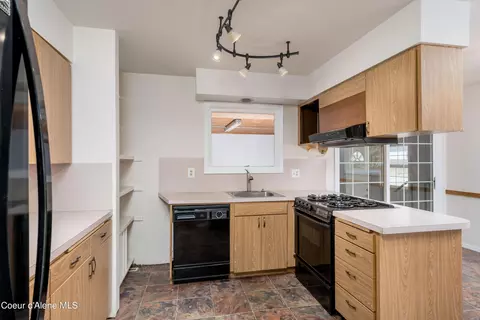 Kitchen - 415 E 15th Ave, Post Falls, ID 83854 photo 2 of 3