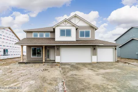 10479 Murcia Ln, Hayden, ID 83835