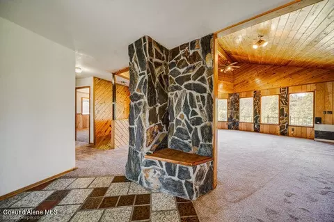 Entry Way - 188 County Line Rd, Plummer, ID 83851 photo 2 of 2