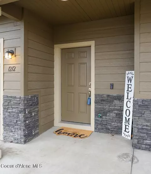 Exterior - 1212 W Jenicek Loop, Post Falls, ID 83854 photo 9 of 16