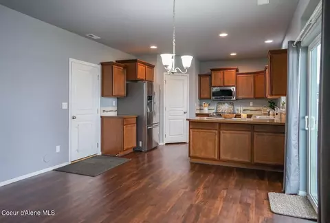 Kitchen - 1212 W Jenicek Loop, Post Falls, ID 83854 photo 6 of 6