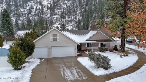 5481 N Martha Loop, Coeur D'alene, ID 83815