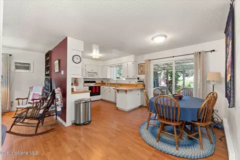 209 E 12th Ave, Post Falls, ID 83854 photo 16