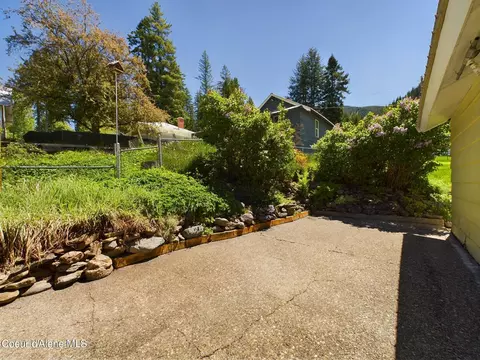 Exterior - 703 Third St, Mullan, ID 83846 photo 3 of 8