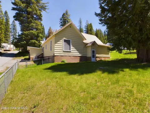 Exterior - 703 Third St, Mullan, ID 83846 photo 4 of 8