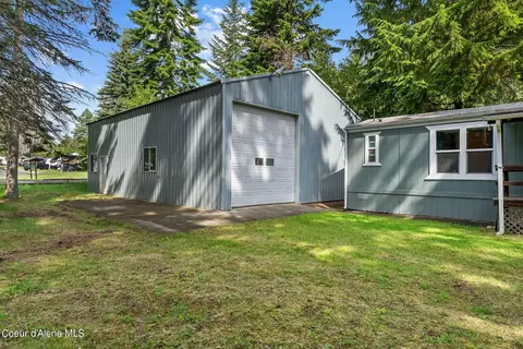 34459 N Cherokee Rd, Bayview, ID 83803